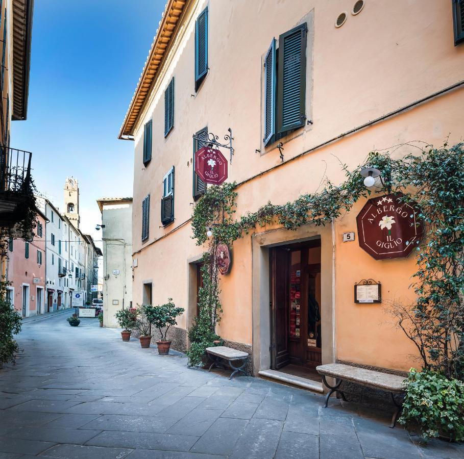 Albergo Il Giglio Montalcino Exterior photo