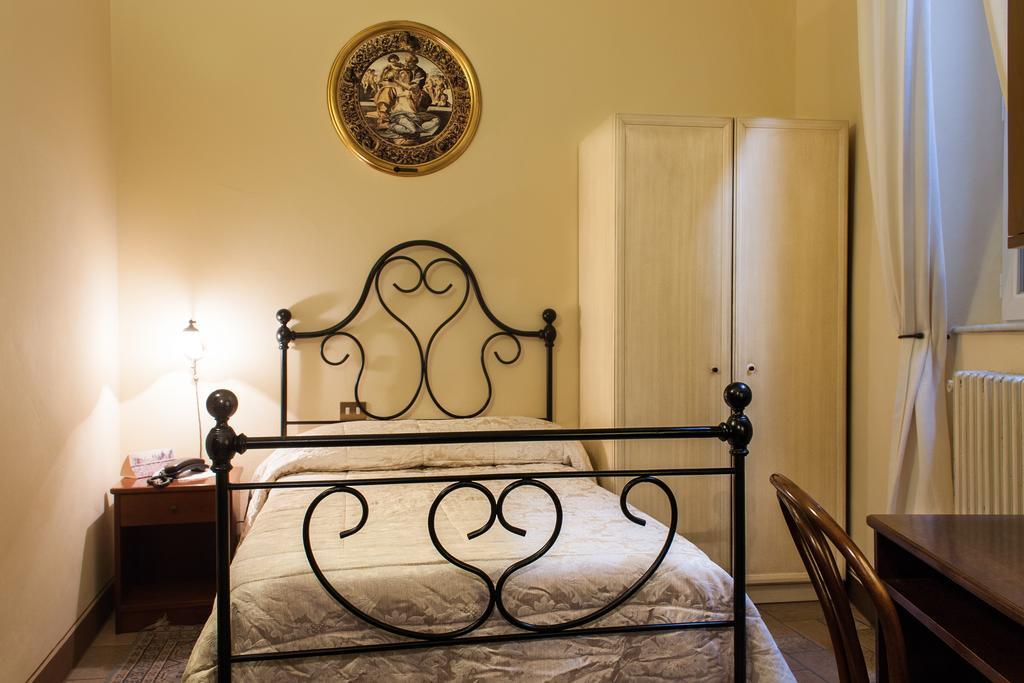 Albergo Il Giglio Montalcino Room photo