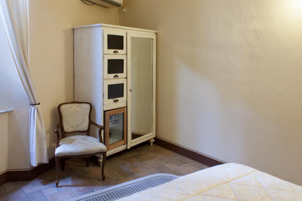 Albergo Il Giglio Montalcino Room photo