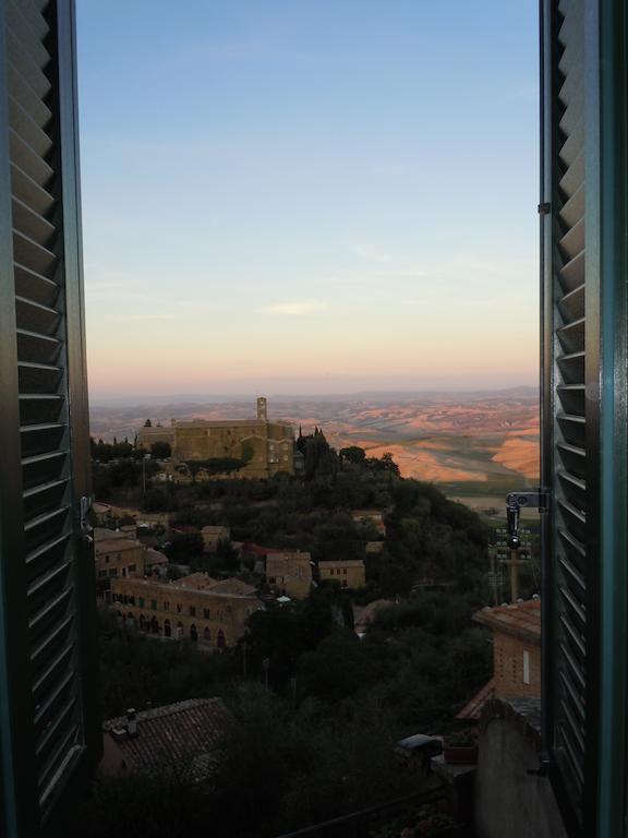 Albergo Il Giglio Montalcino Exterior photo